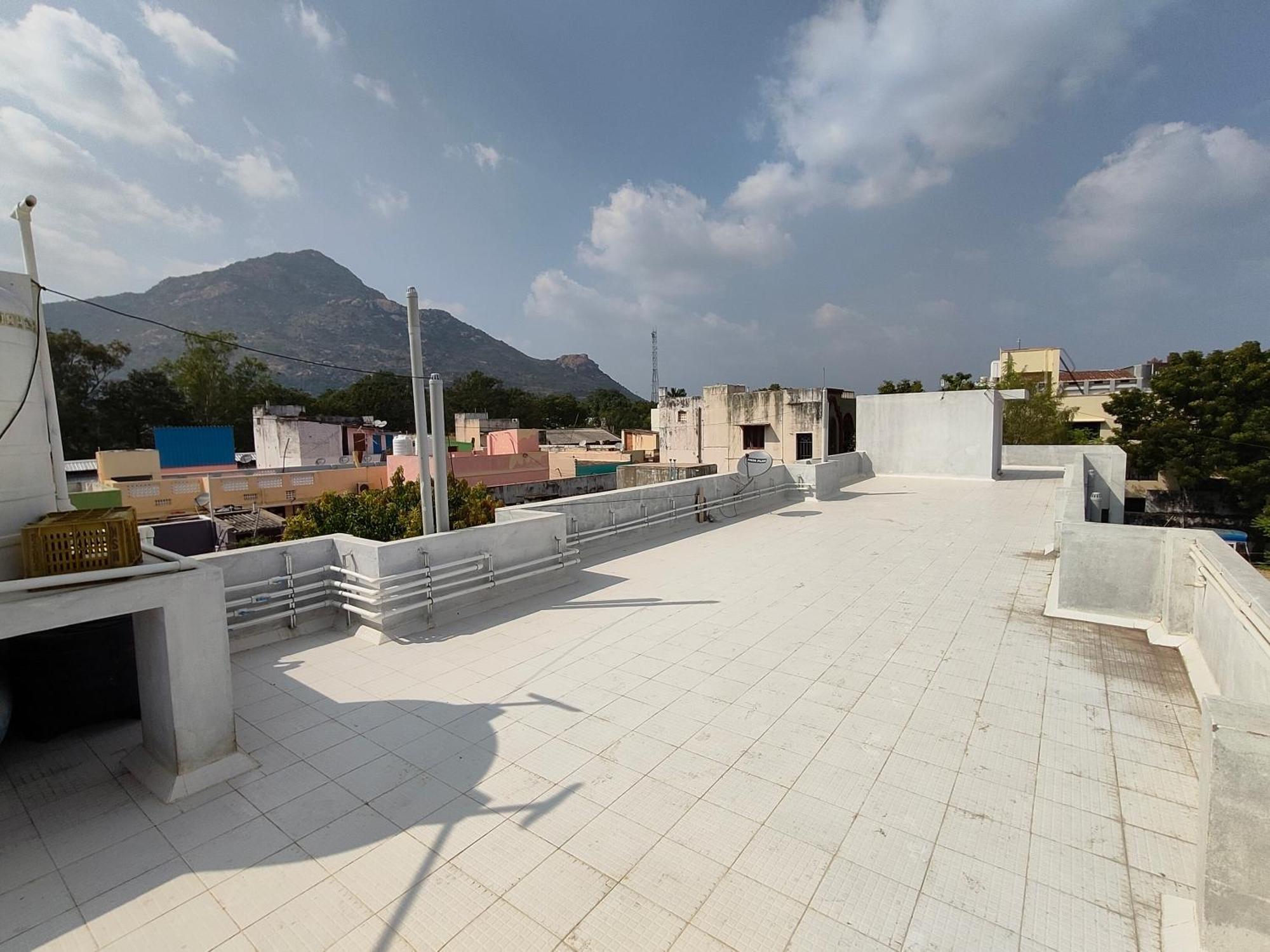 Nivas Hill View Homestay Тируваннамалай Экстерьер фото